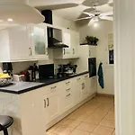 Climatisee Calme Avec Piscine Partagee Aygulf/frejus * סנט-אגף