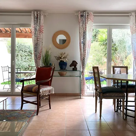 Climatisee Calme Avec Piscine Partagee Aygulf/frejus Villa *