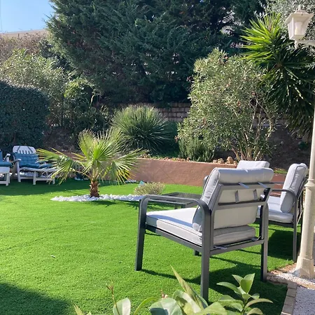 Villa Climatisee Calme Avec Piscine Partagee Aygulf/frejus *