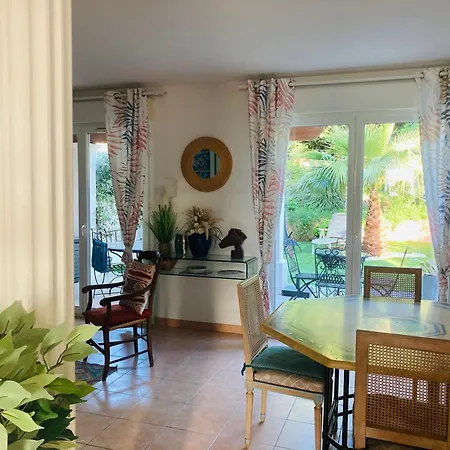Climatisee Calme Avec Piscine Partagee Aygulf/frejus Villa