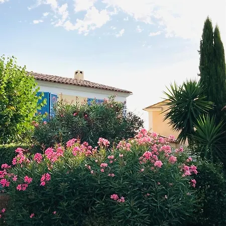 Climatisee Calme Avec Piscine Partagee Aygulf/frejus Villa